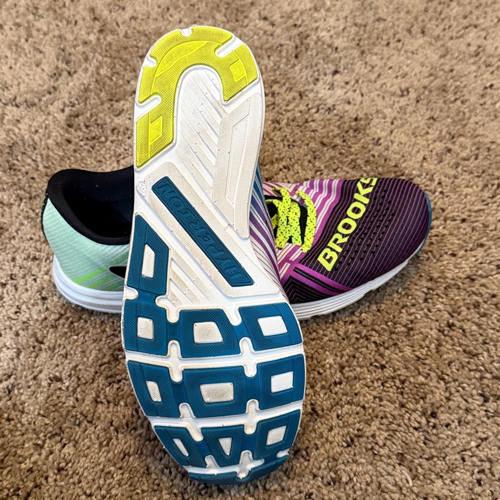 Brooks Hyperion - image 3
